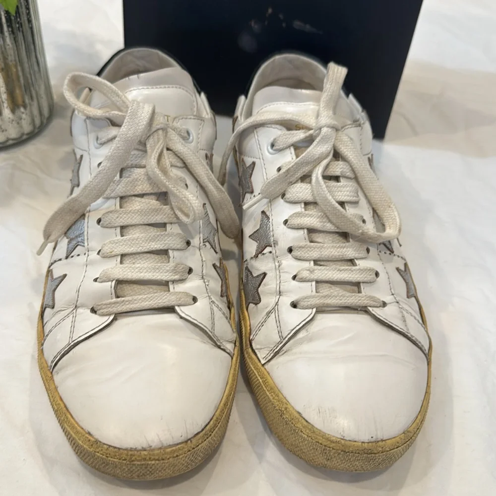 Authentic Saint Laurent Leather Star Sneakers - Picture 6 of 17